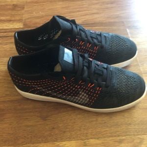 Nike Women’s Tennis Classic Ultra Flyknit